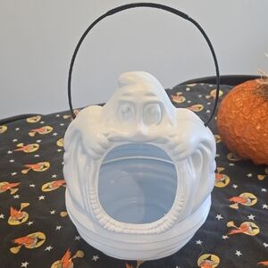 Vintage Frite N' Up Gobblin' Ghosty Expanding Halloween Candy Treat Bucket